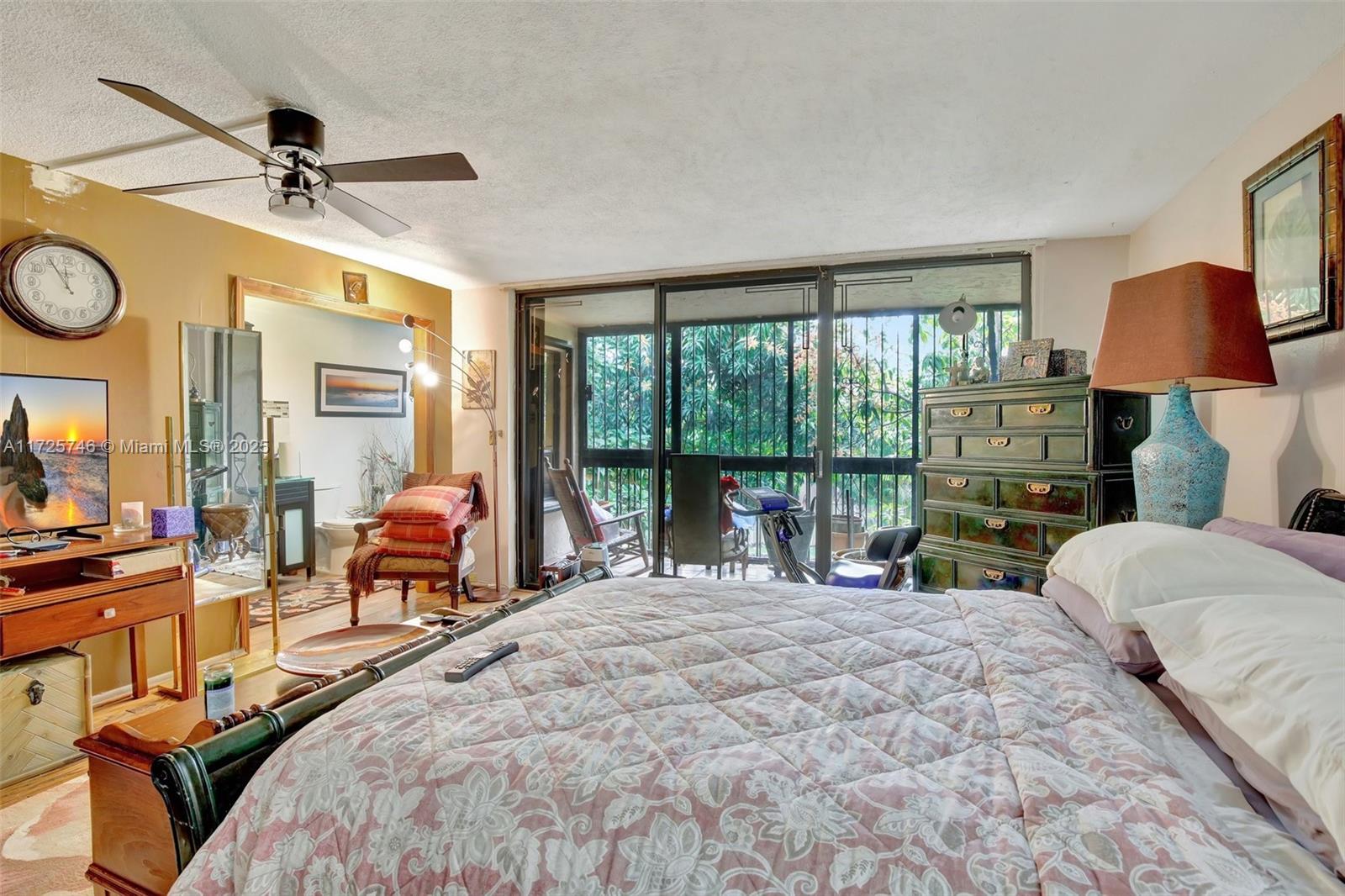 TOWNHOUSES OF THE CALIF C - Residential