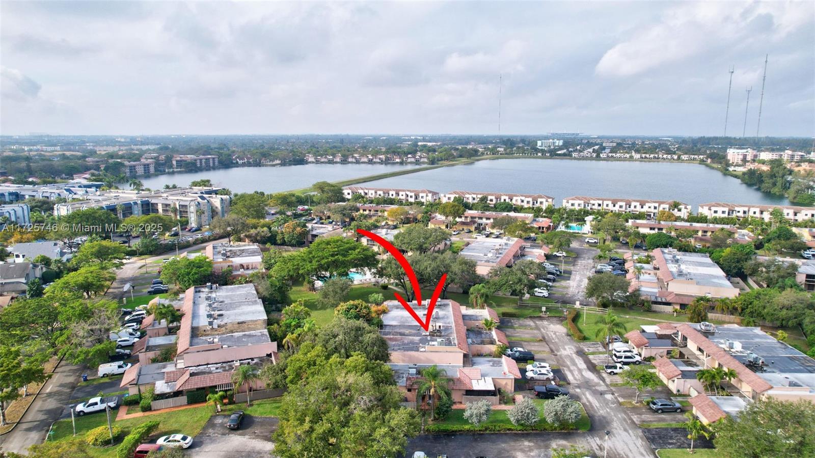 TOWNHOUSES OF THE CALIF C - Residential