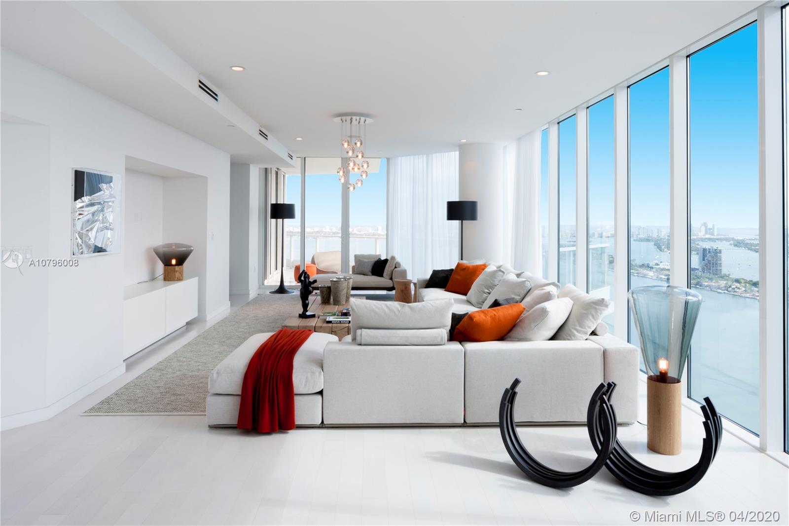 Paramount Bay - Residential