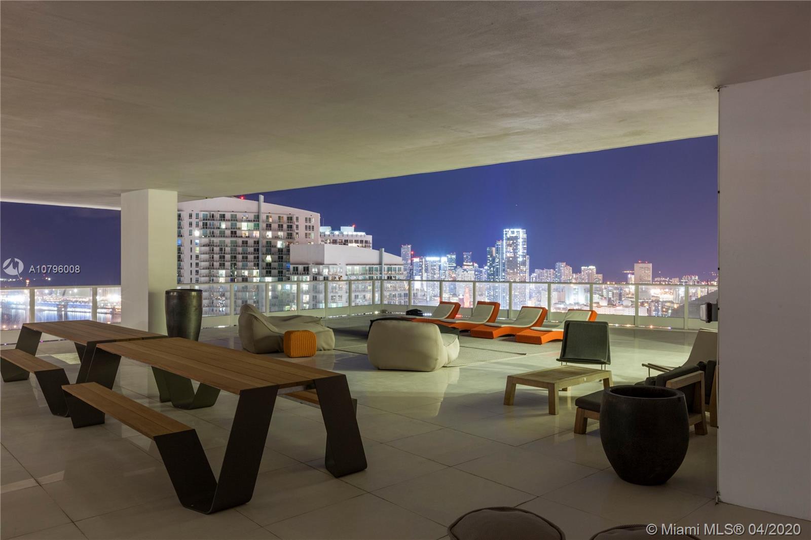 Paramount Bay - Residential