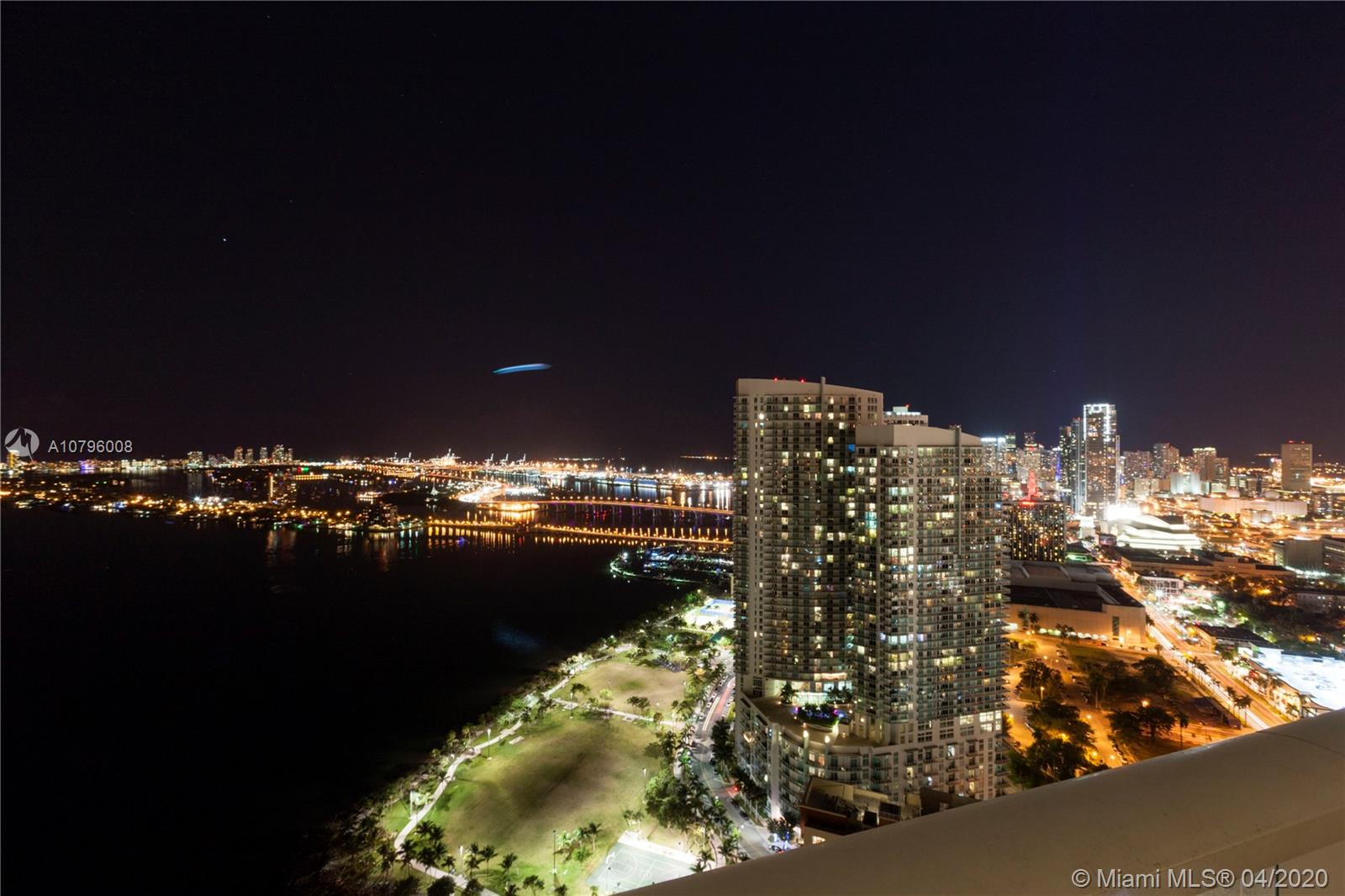 Paramount Bay - Residential