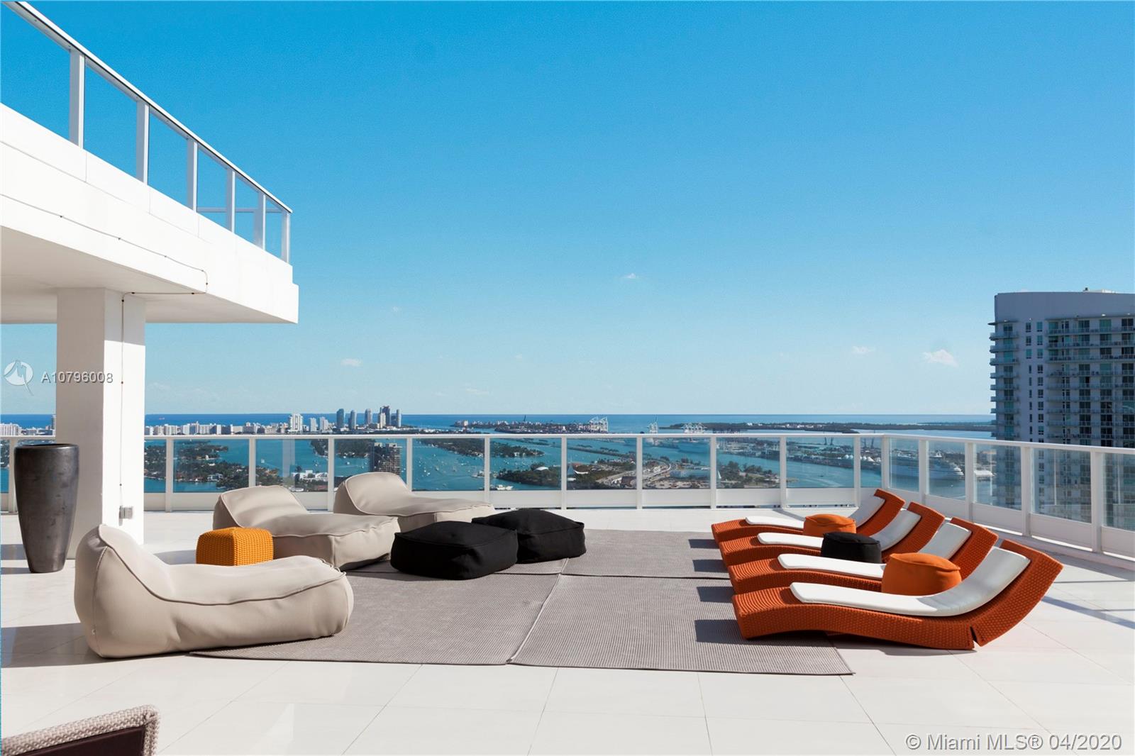 Paramount Bay - Residential