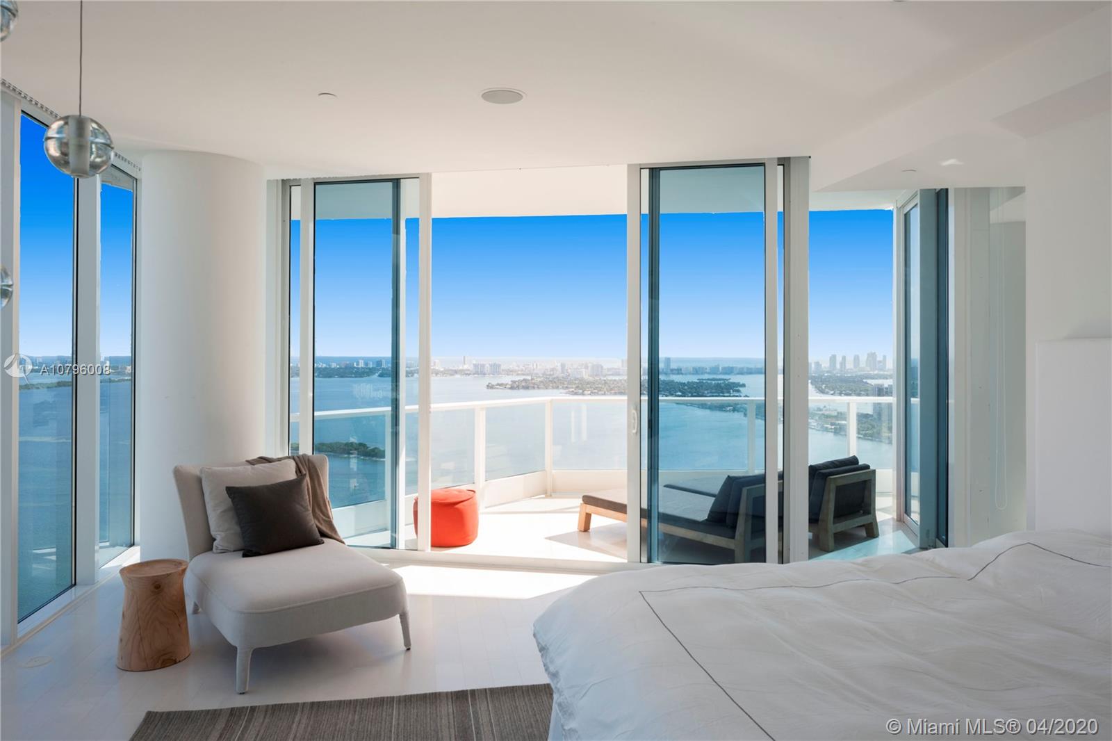 Paramount Bay - Residential