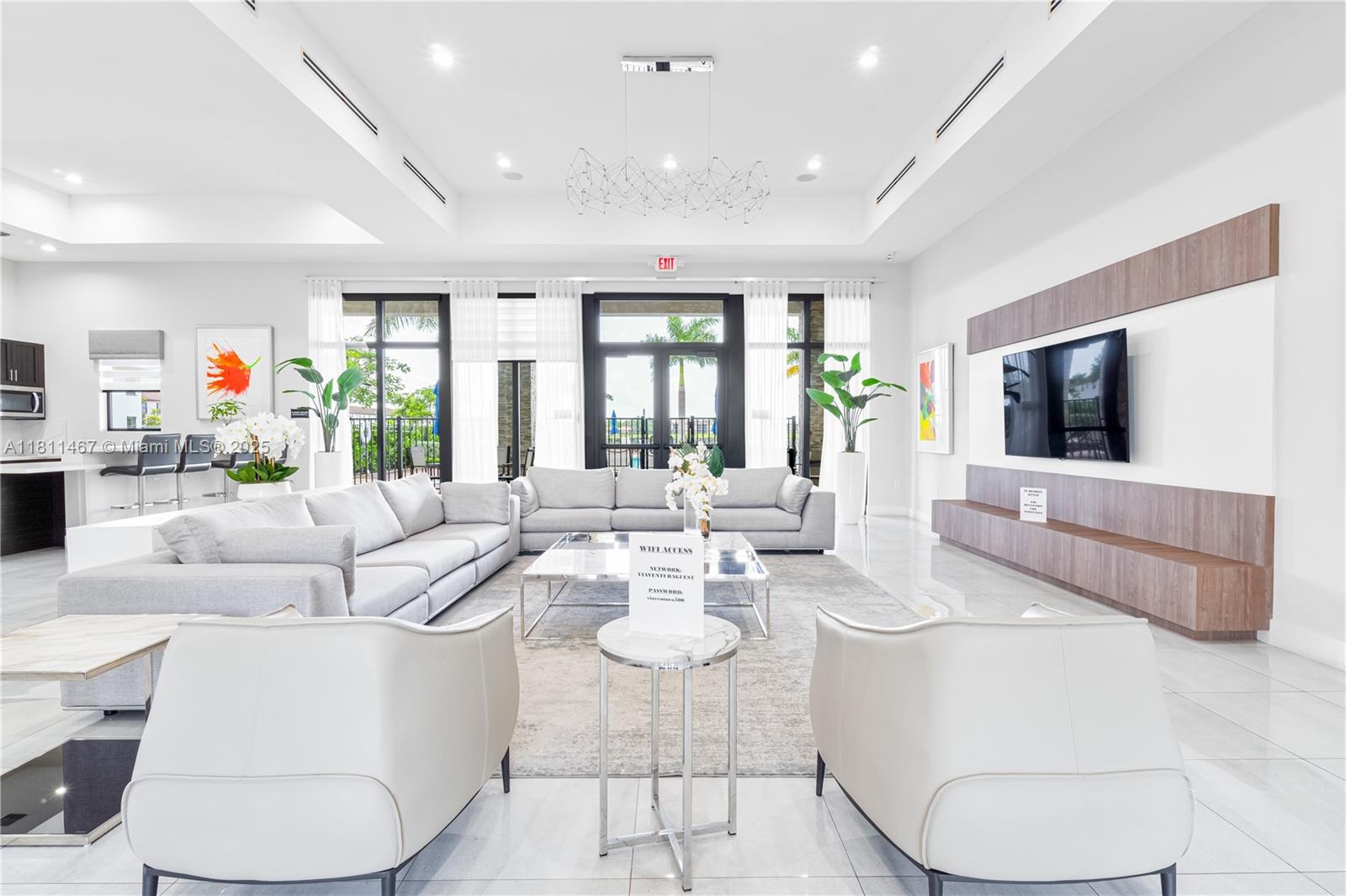 VIA VENTURA NEIGHBORHOOD - Residential