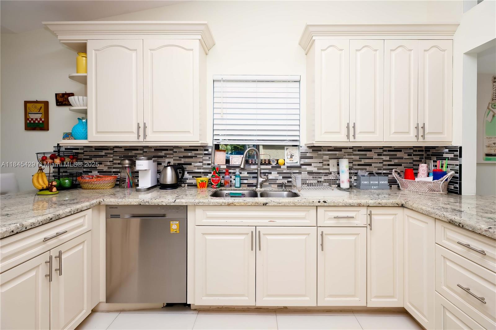 BOCA TRACE - Residential