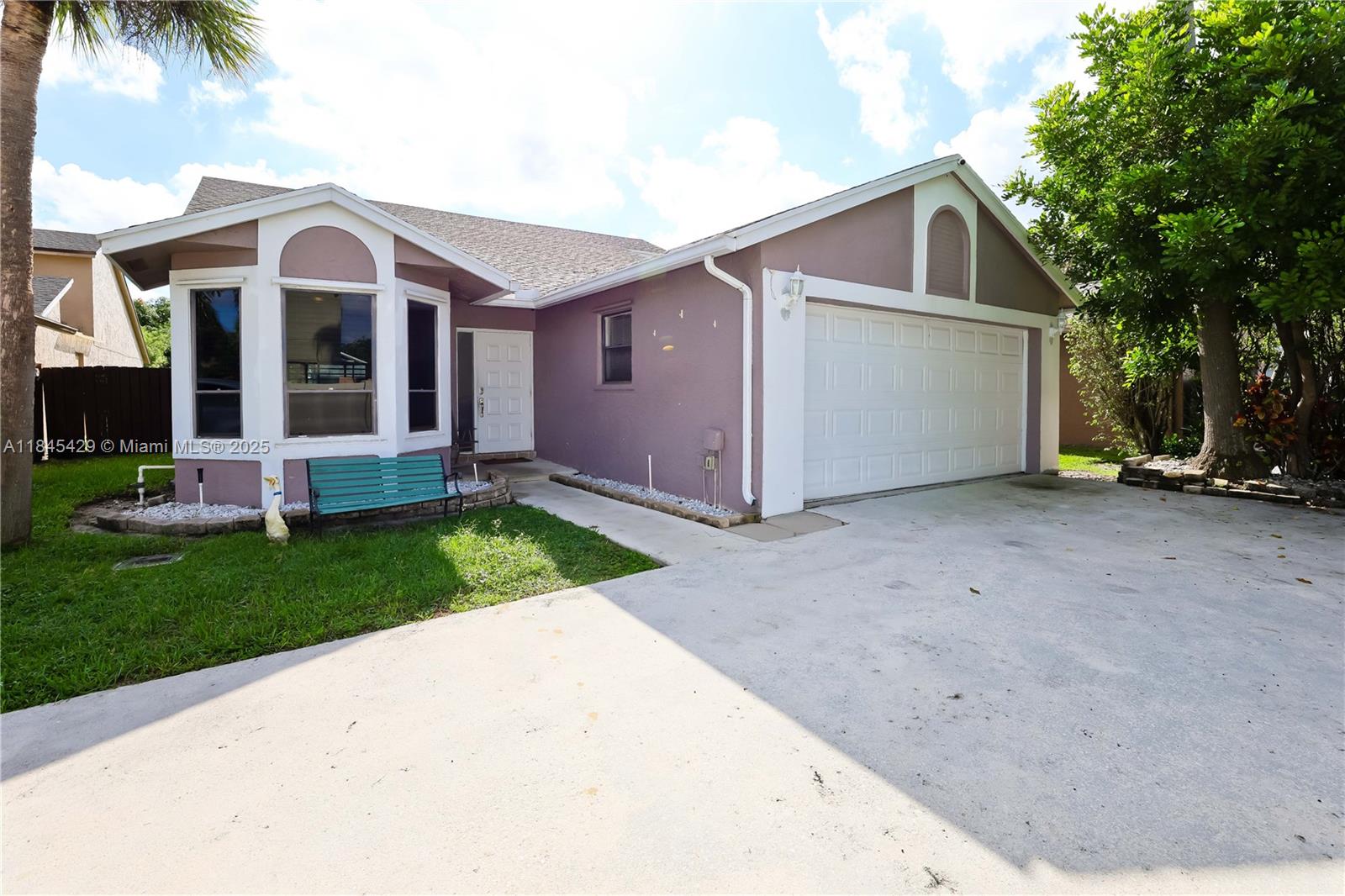 BOCA TRACE - Residential