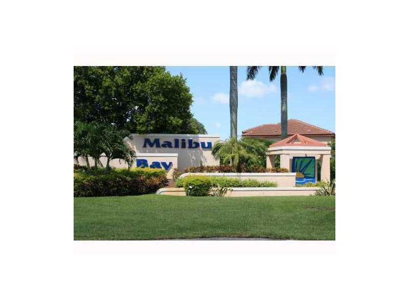 **This 3 bedroom property is located in an excellent community, close to shopping centers, restaurants and schools. Great walk in closets* Tiled floors downstairs**Storage Room for tenant's convenience* 2 assigned parking spaces*Visitors Parking*Clubhouse offers a Pool, Fitness Room and Tennis Courts* Excellent School District**On Electronic Lock Box for Realtors' convenience**Please select Message of the Day and you will find gate access code** Thanks.