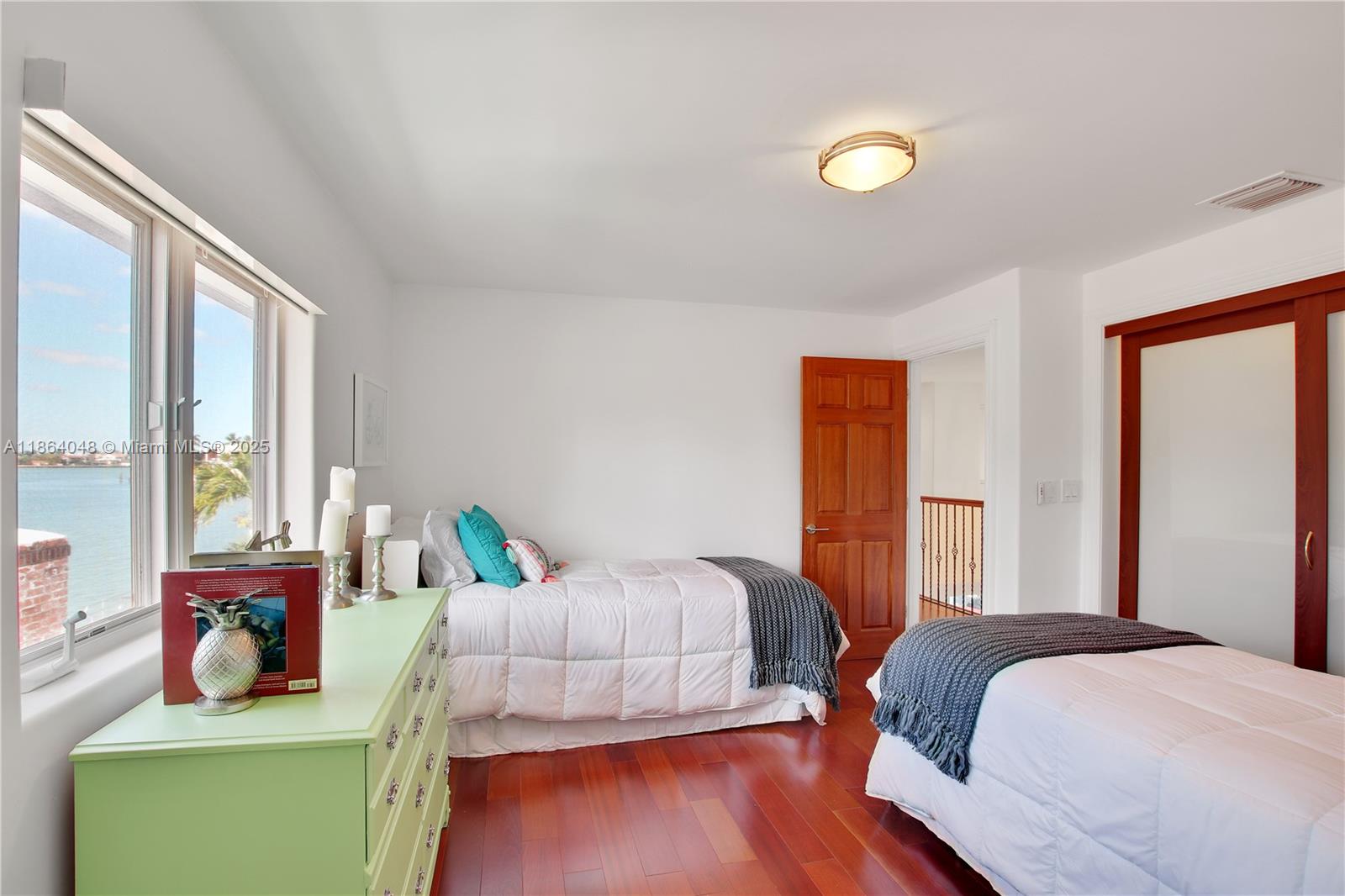 Palm Island - Residential Lease