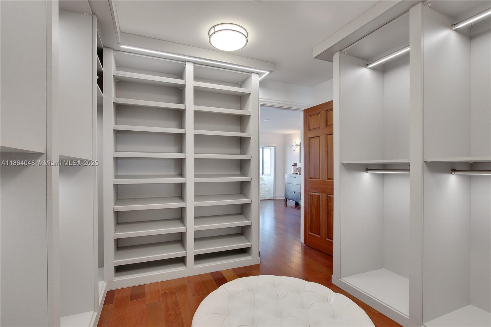 Palm Island - Residential Lease