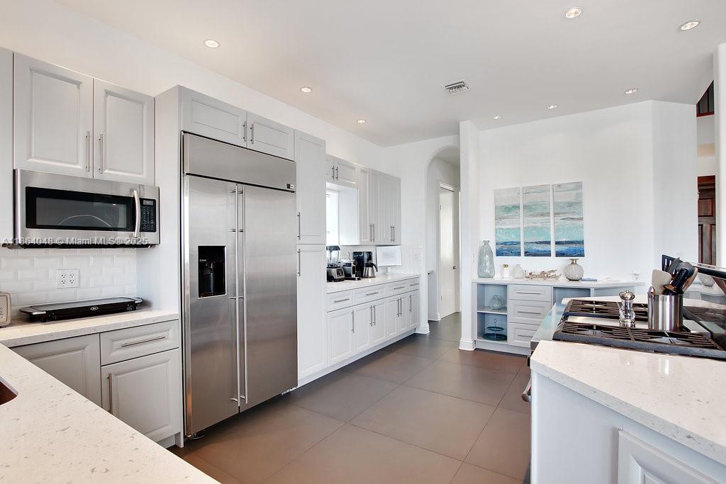 Palm Island - Residential Lease