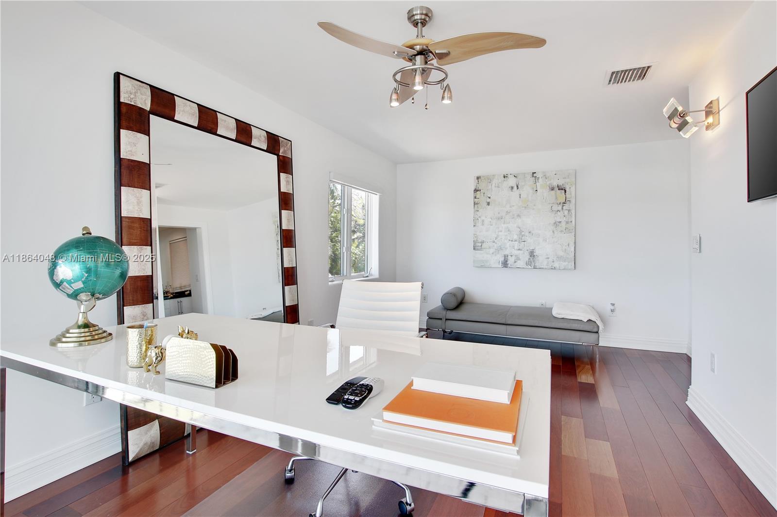 Palm Island - Residential Lease