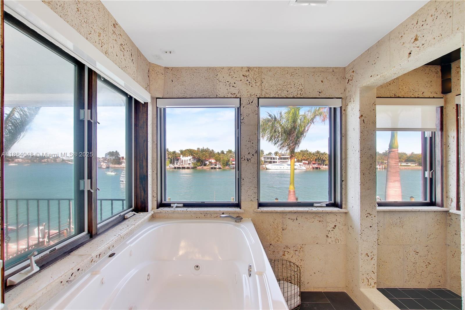 Palm Island - Residential Lease