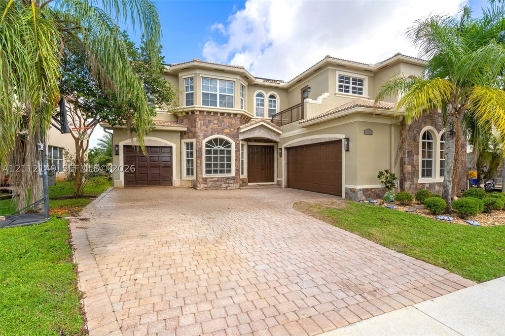 Photo of 8887 Cobblestone Point Cir, Boynton Beach, FL 33472 (MLS # A12112149)