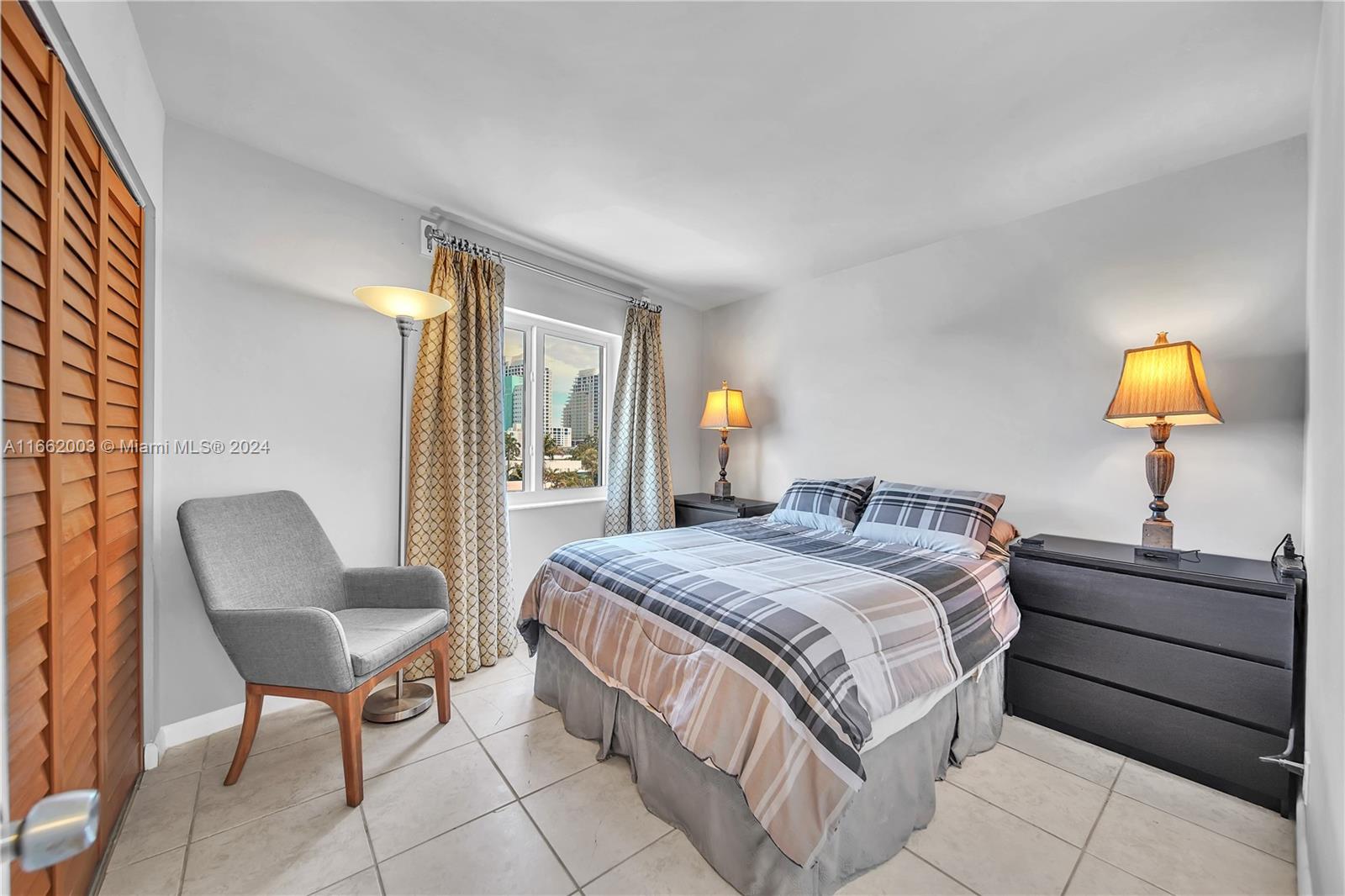 NAUTICAL TOWERS CONDO - Residential