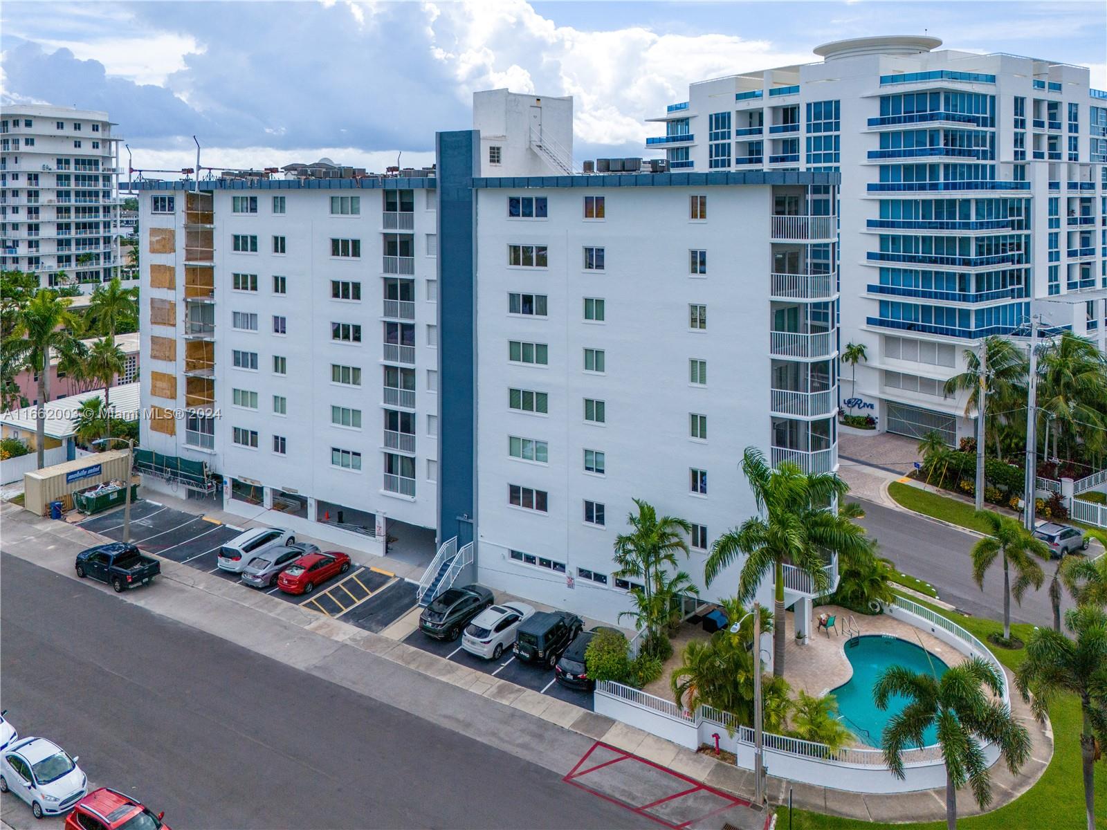 NAUTICAL TOWERS CONDO - Residential