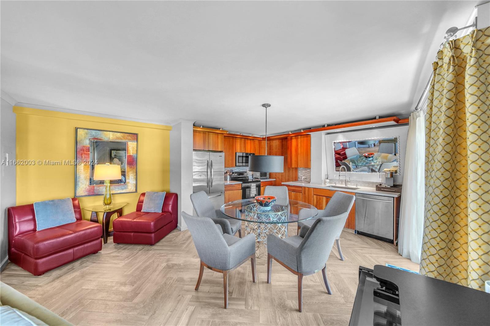 720 Bayshore Dr 402