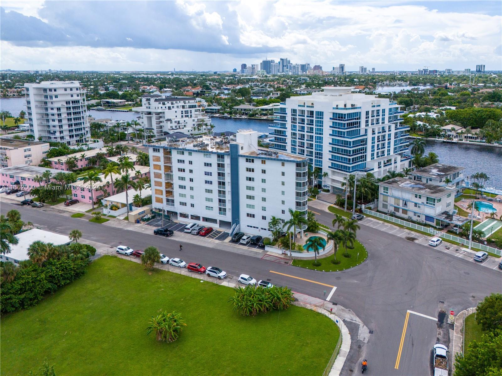 NAUTICAL TOWERS CONDO - Residential