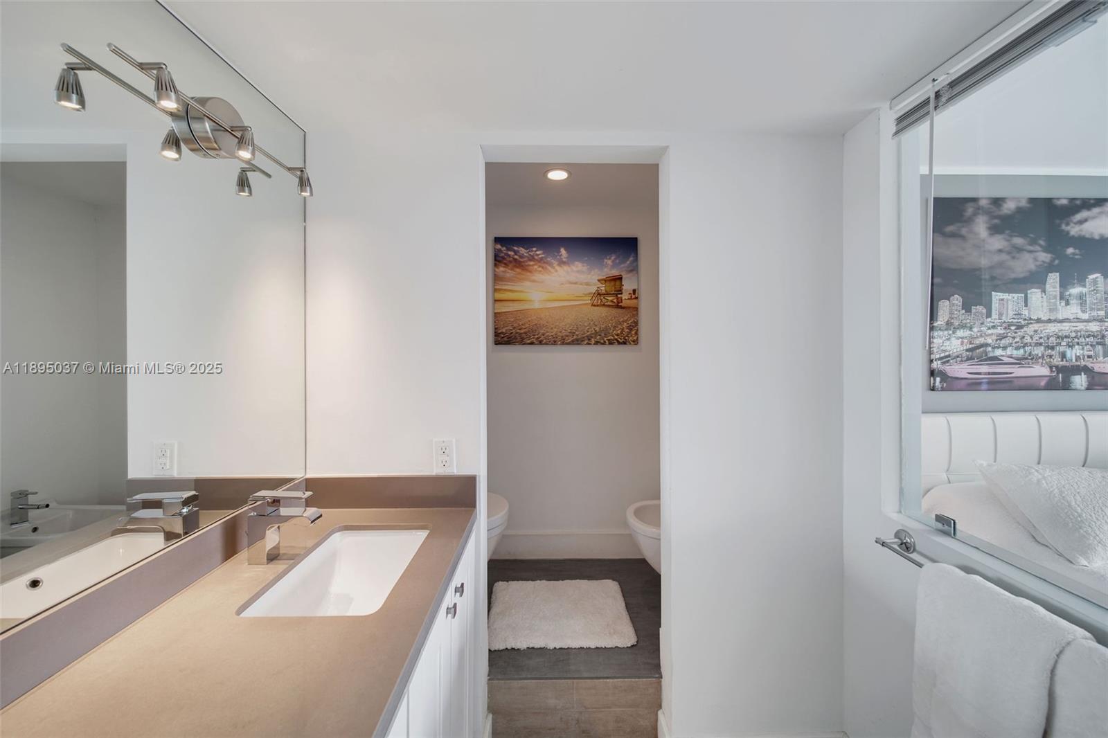 THE FLORIDIAN CONDO - Residential