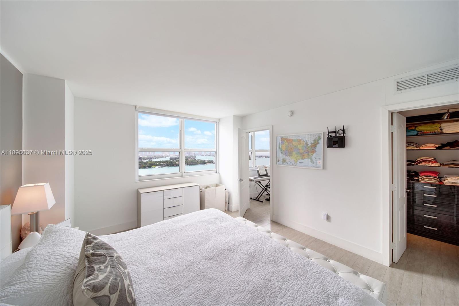 THE FLORIDIAN CONDO - Residential