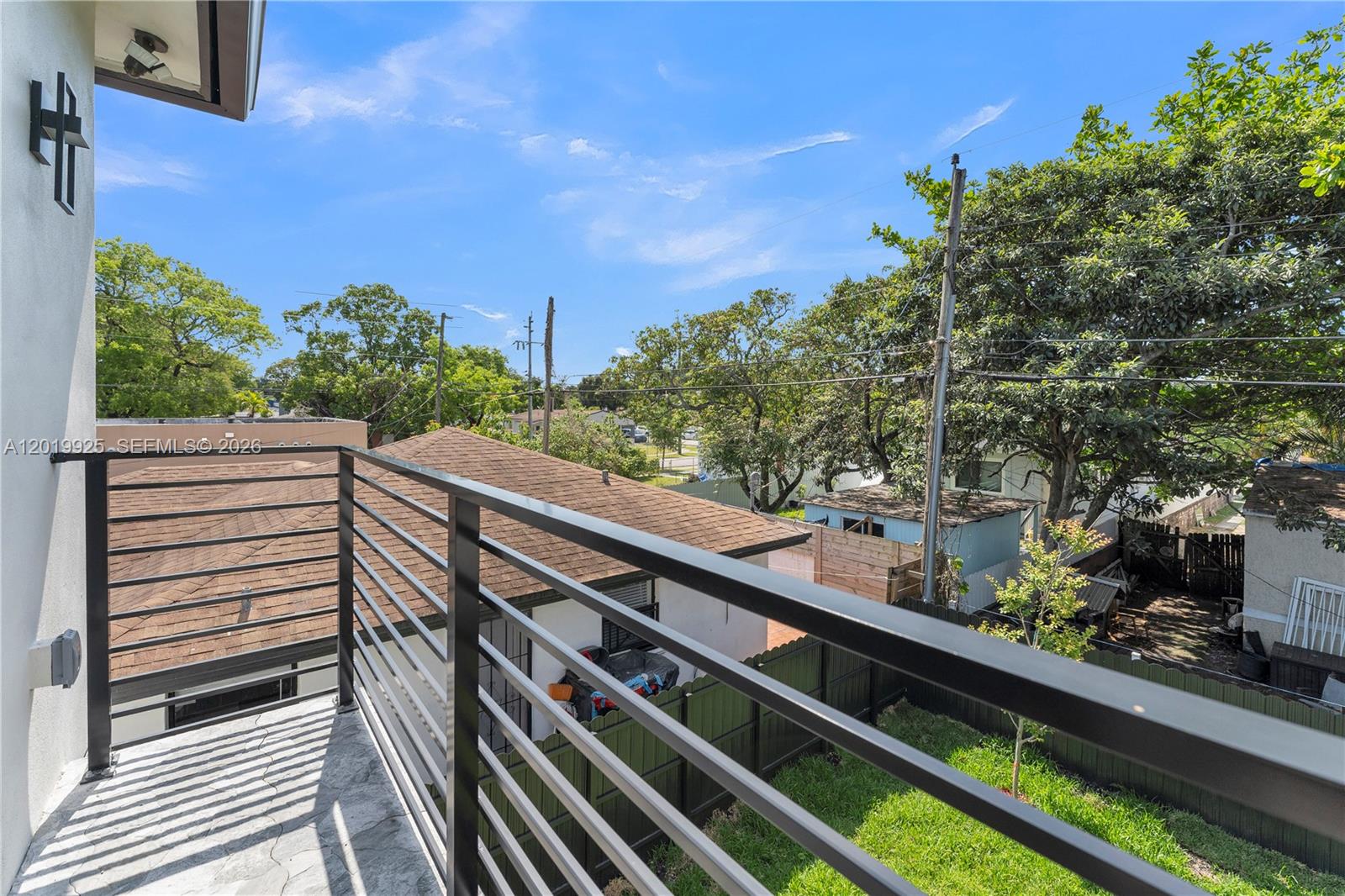 17TH AVE MANOR - Residential