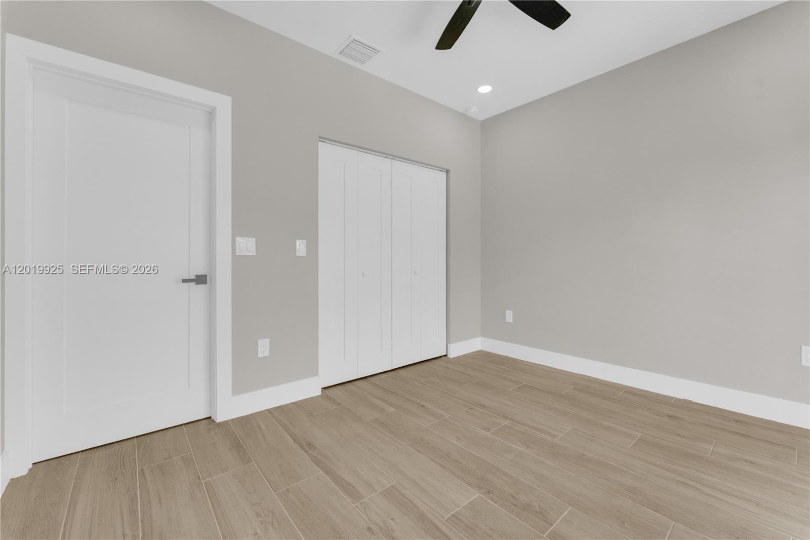17TH AVE MANOR - Residential
