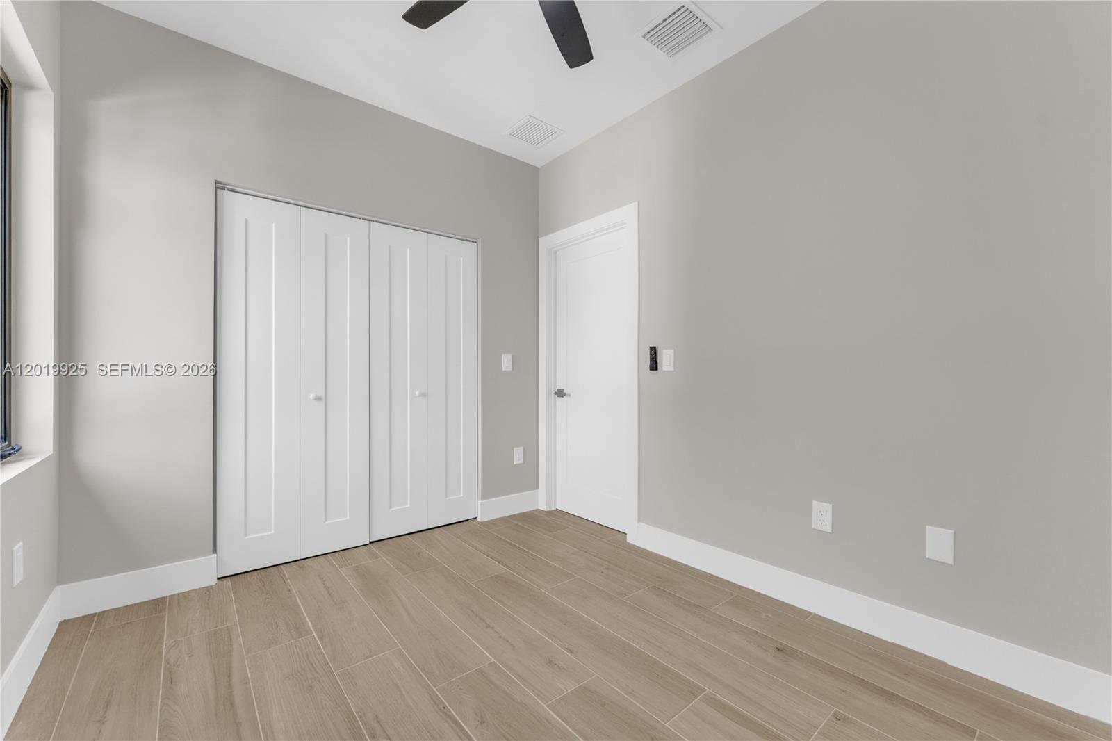 17TH AVE MANOR - Residential