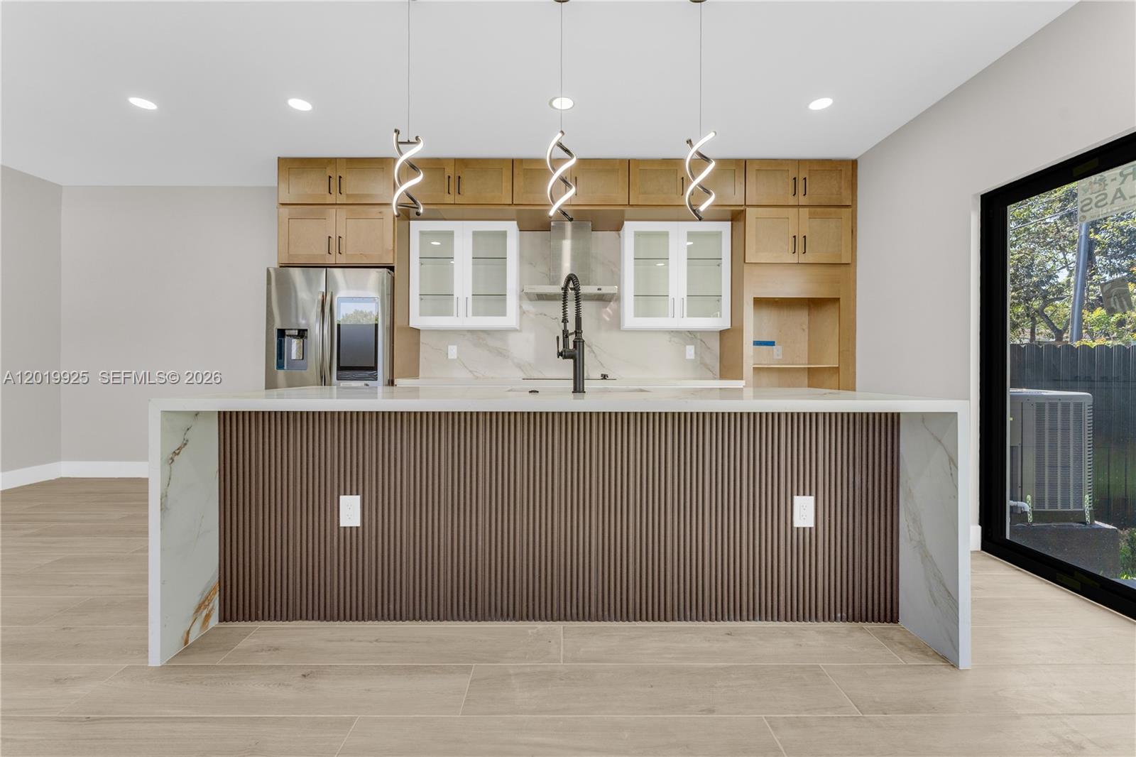 17TH AVE MANOR - Residential