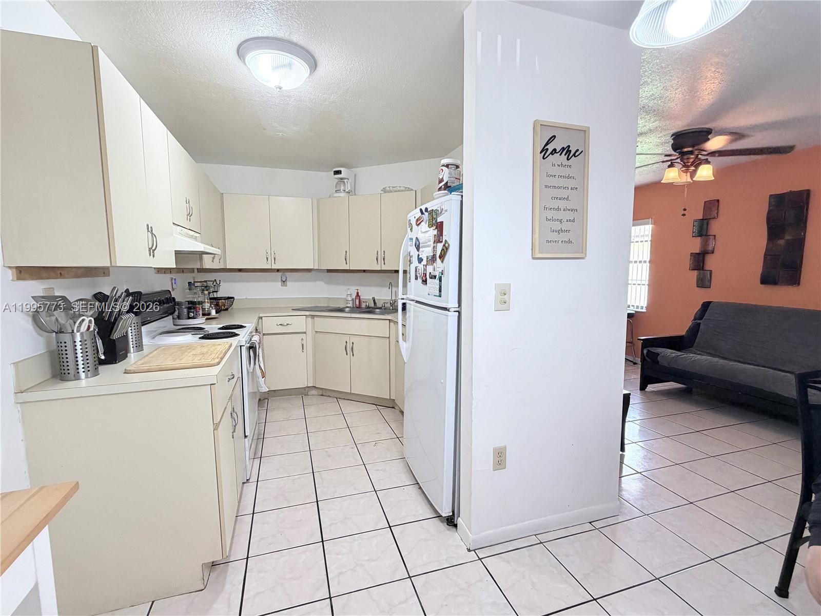 HOWARD PARK - Residential Lease