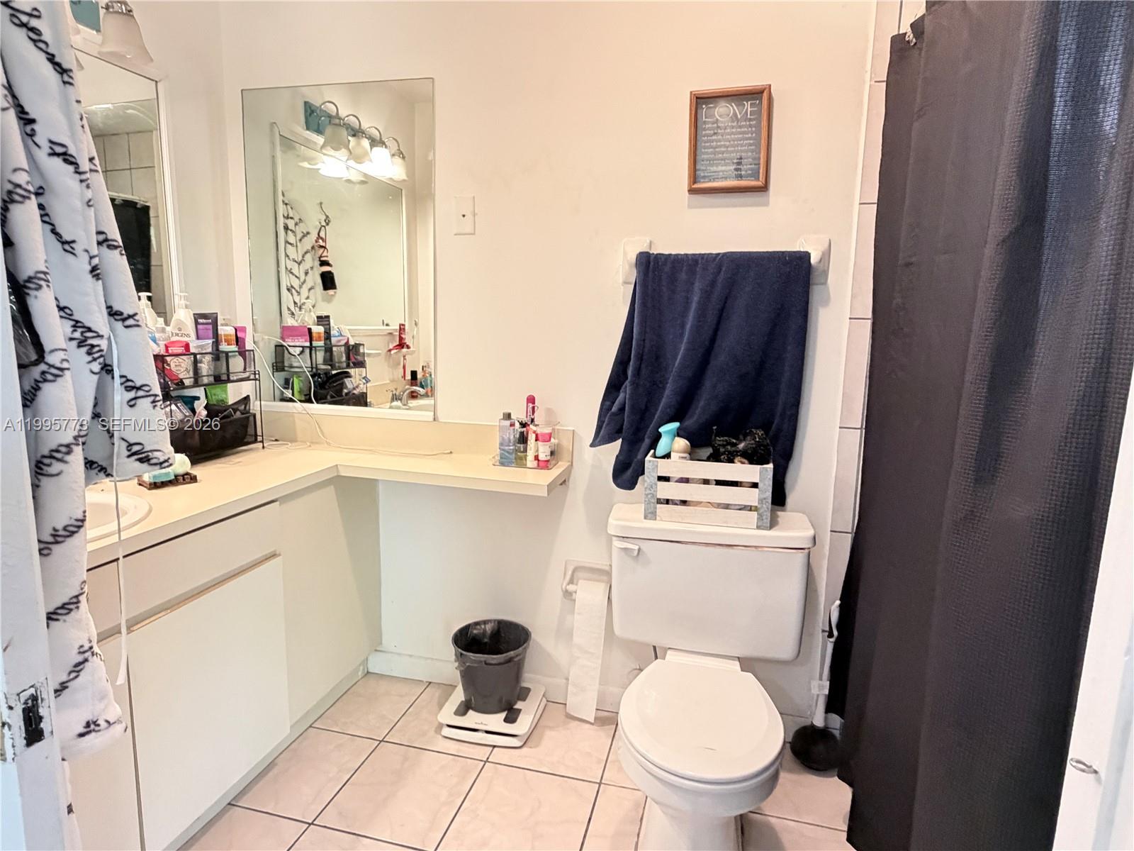 HOWARD PARK - Residential Lease