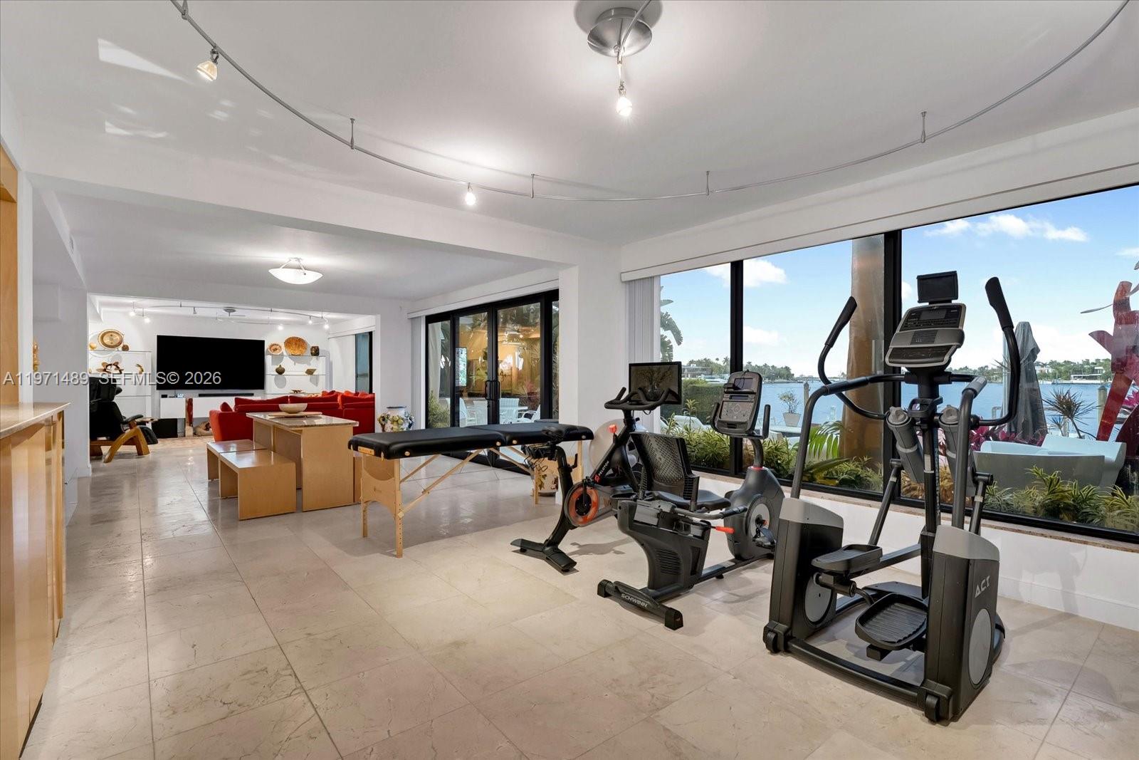 HIBISCUS ISLAND - Residential