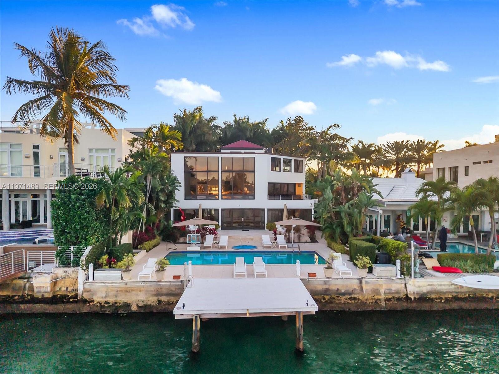 HIBISCUS ISLAND - Residential