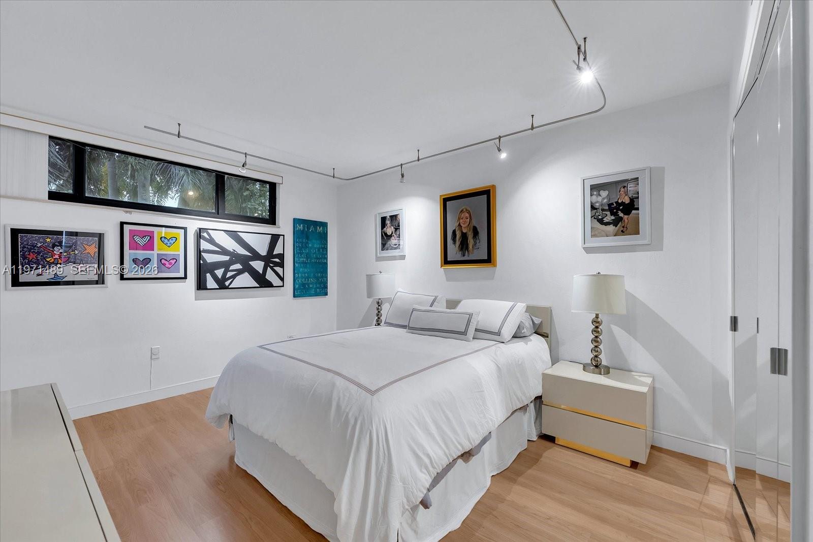 HIBISCUS ISLAND - Residential