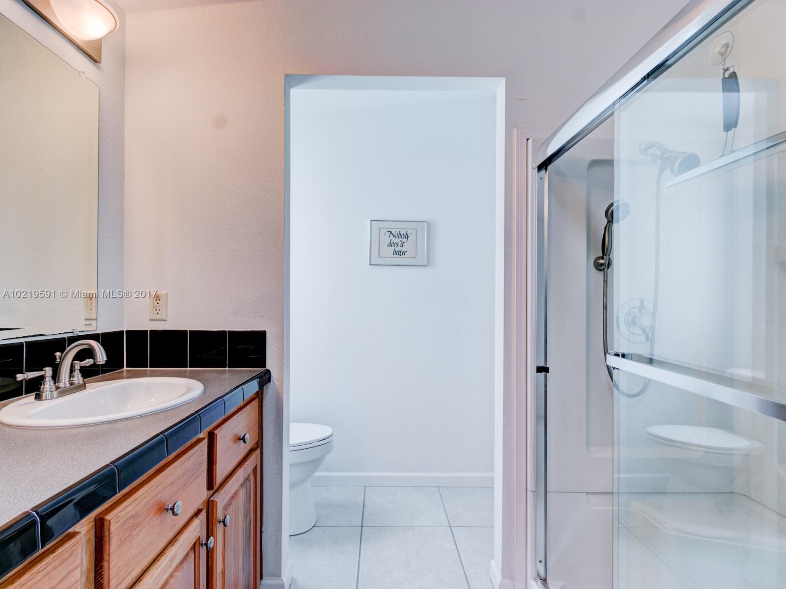 Ravenswood Estates & Mari - Residential