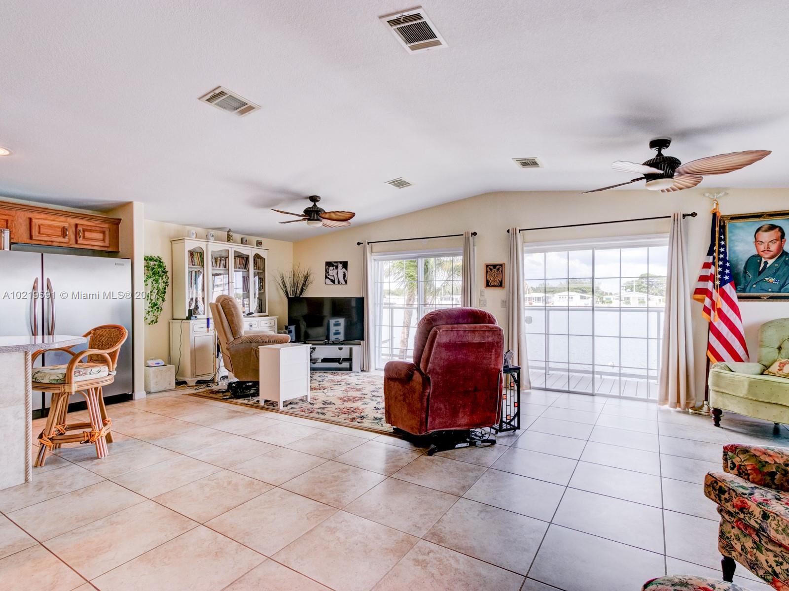 Ravenswood Estates & Mari - Residential