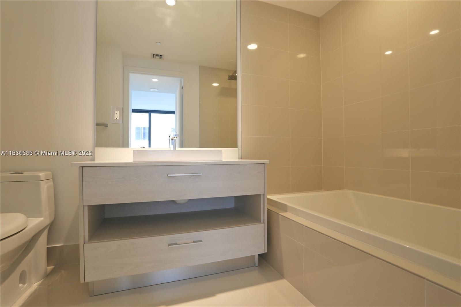 BRICKELL HEIGHTS WEST CON - Residential Lease