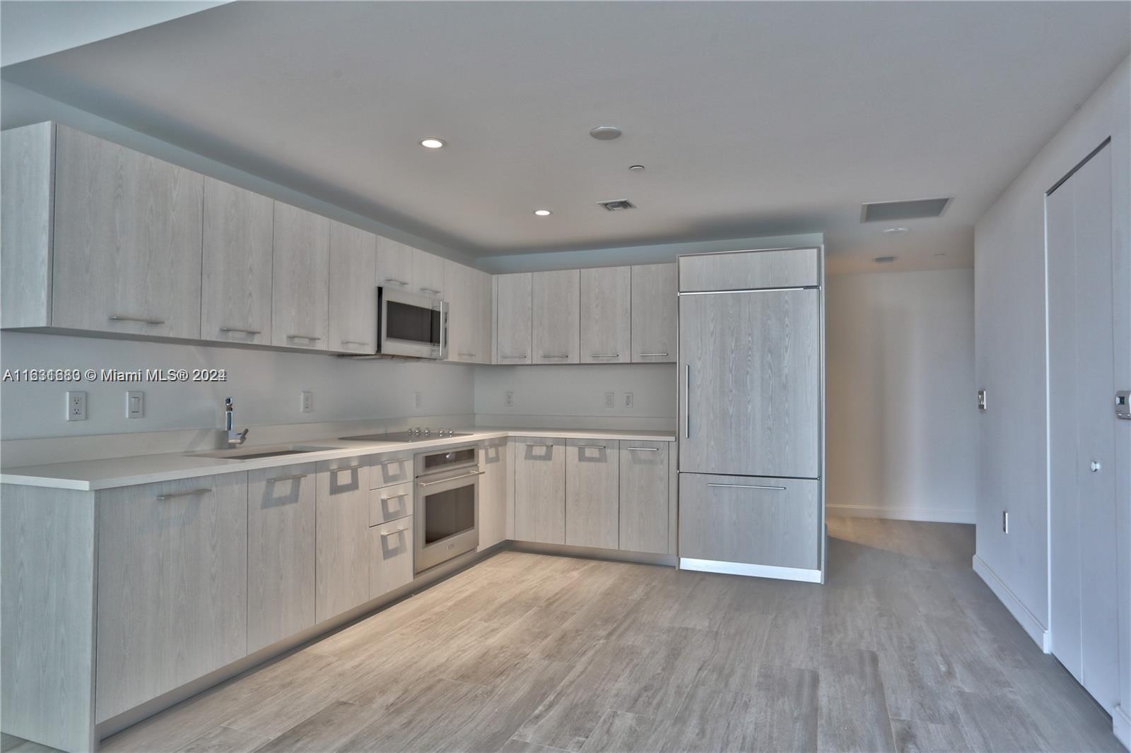 BRICKELL HEIGHTS WEST CON - Residential Lease