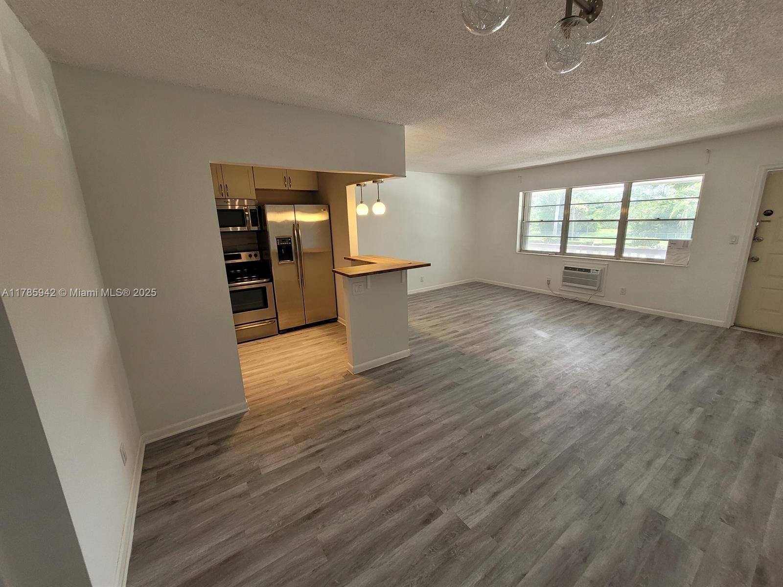 SALISBURY CONDOS - Residential