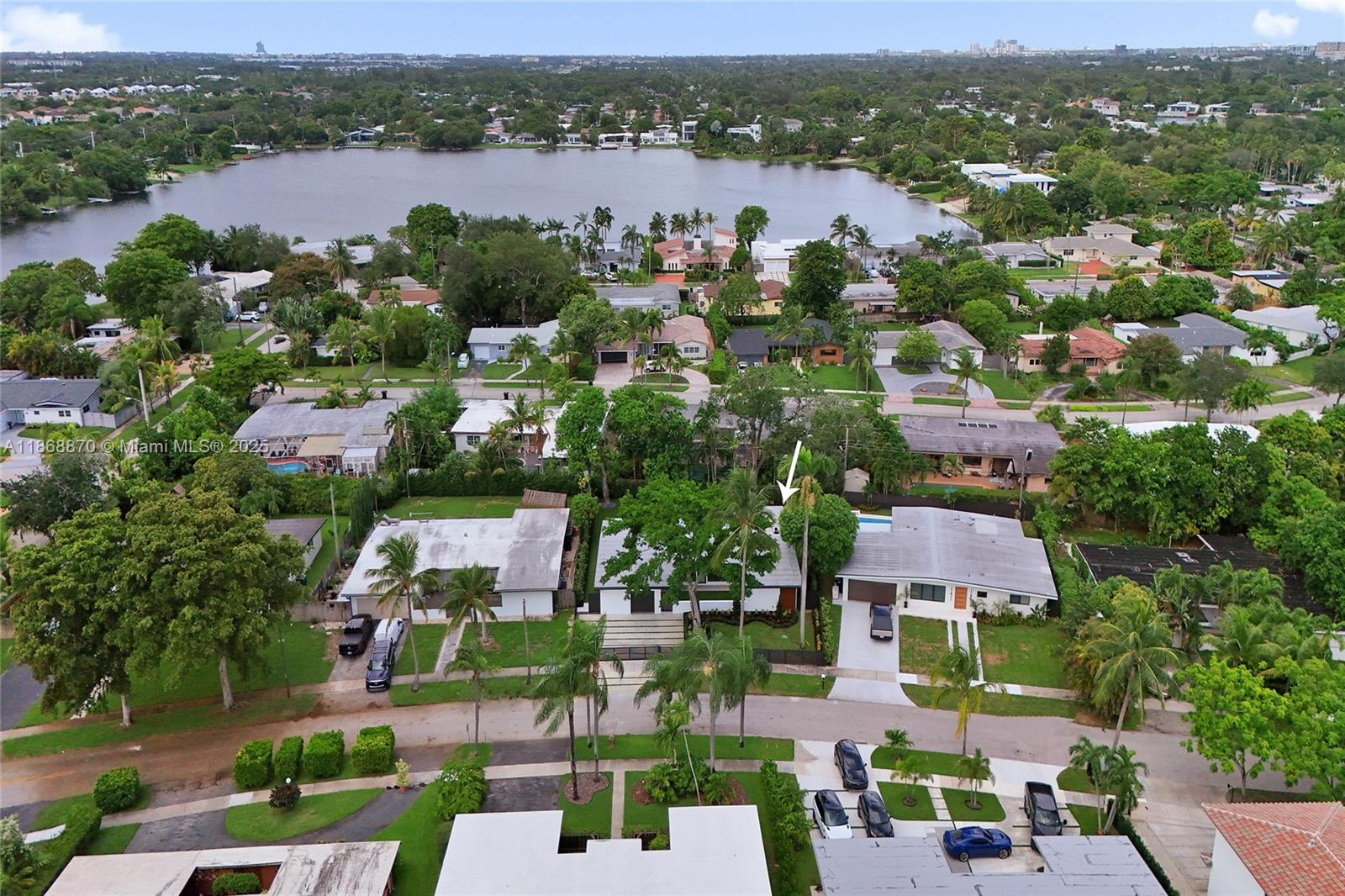 SKY LAKE - Residential