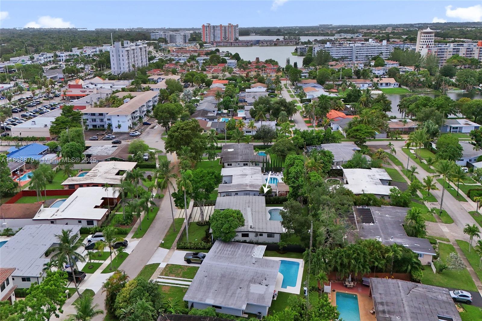 SKY LAKE - Residential