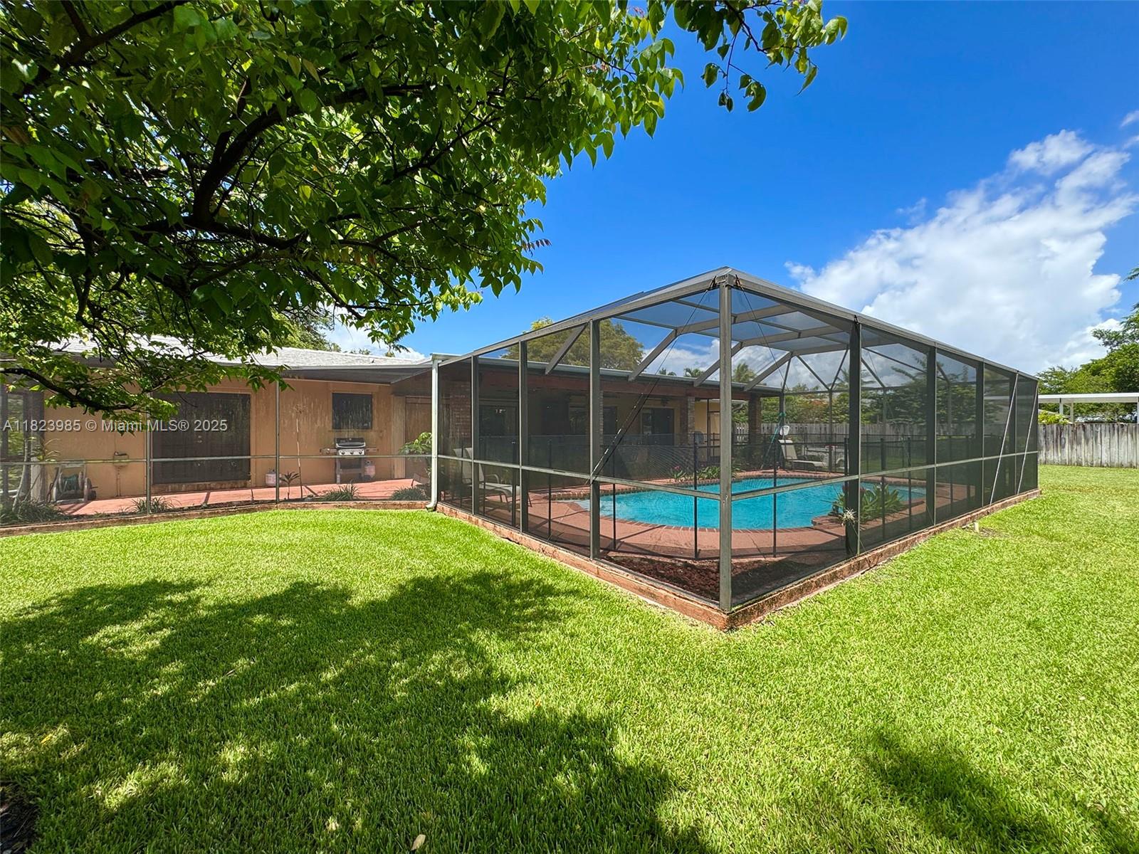 CORAL REEF ESTS 6TH ADDN - Residential