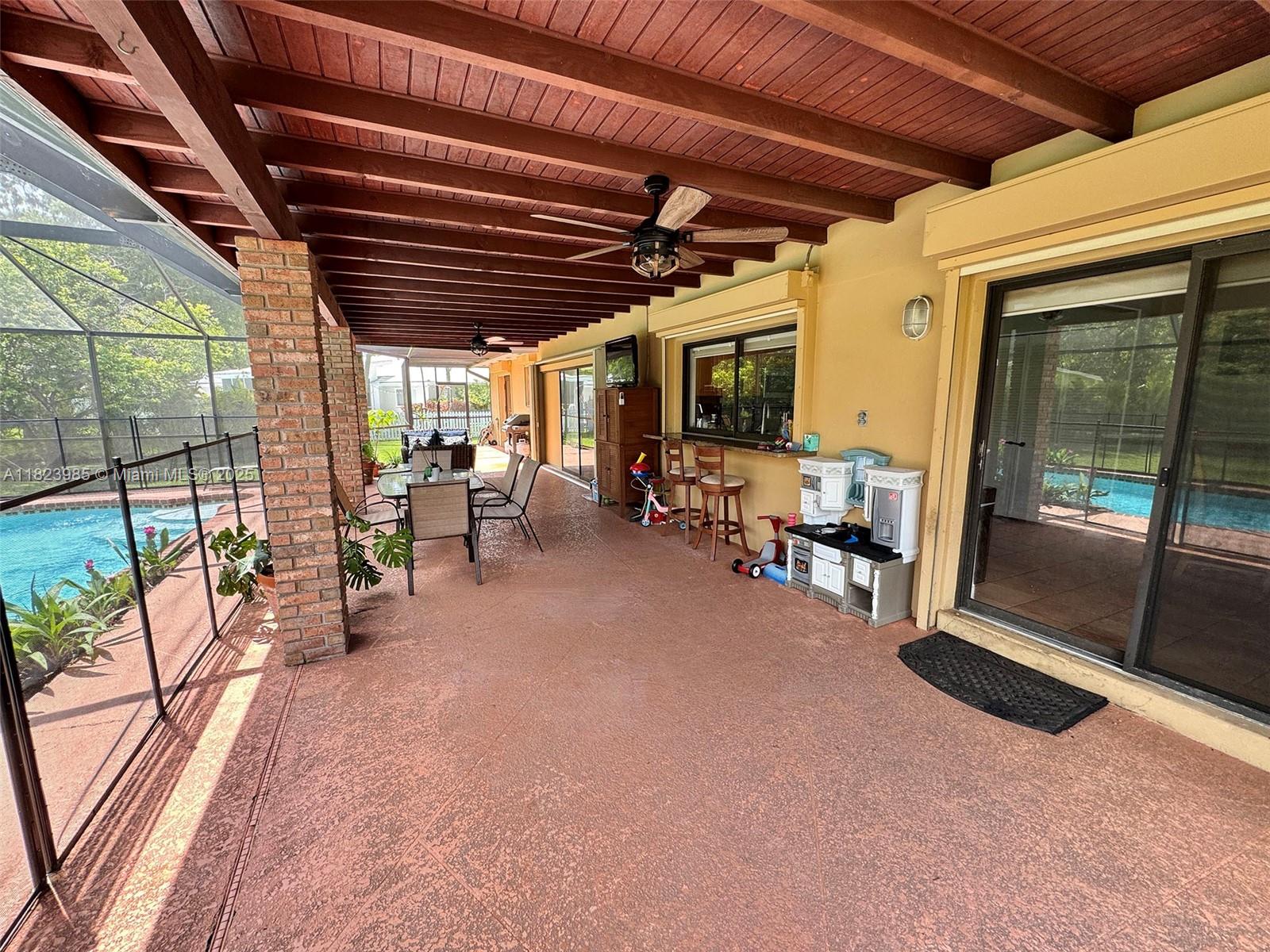 CORAL REEF ESTS 6TH ADDN - Residential