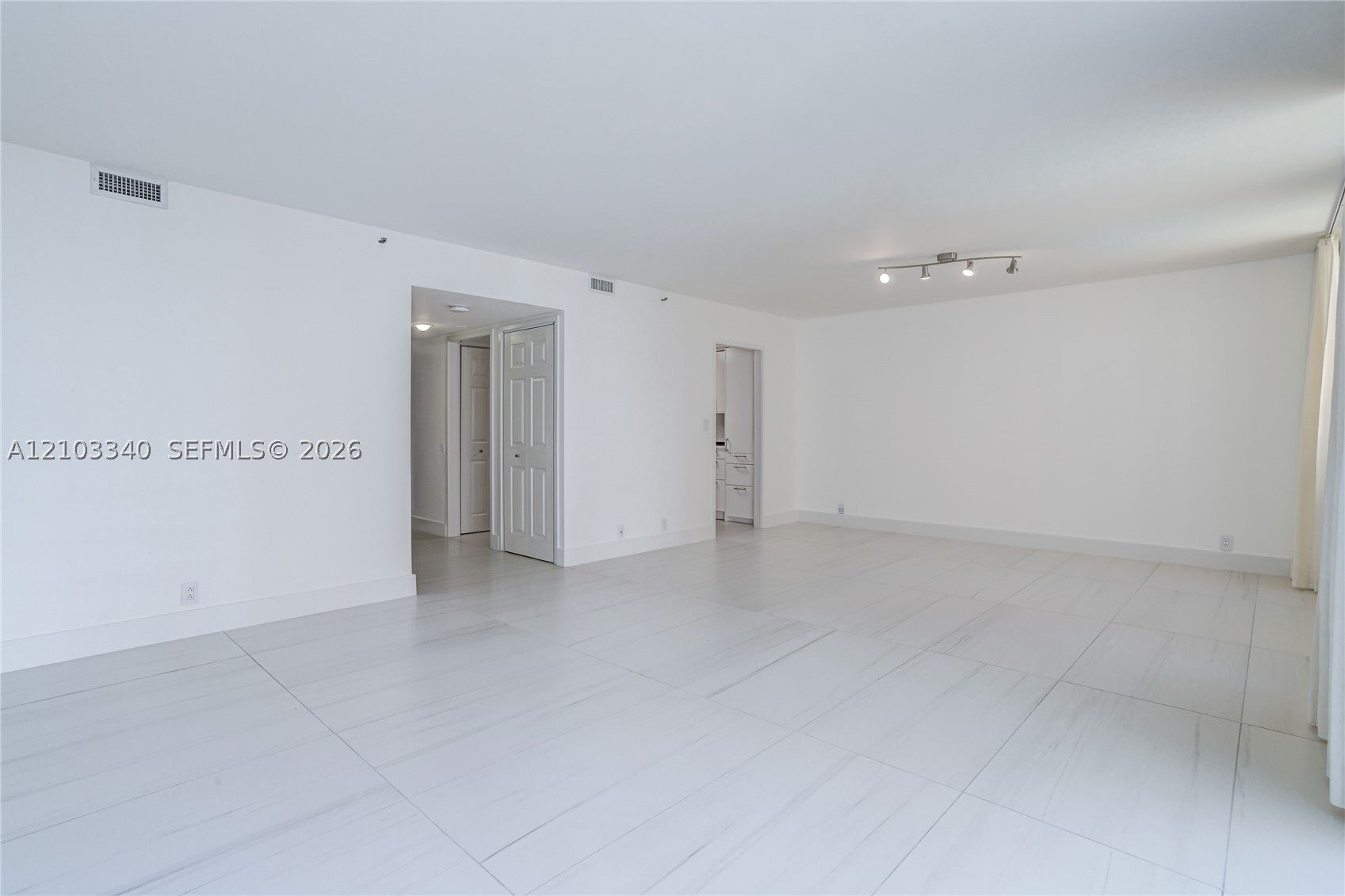 1541 Brickell Ave C1008