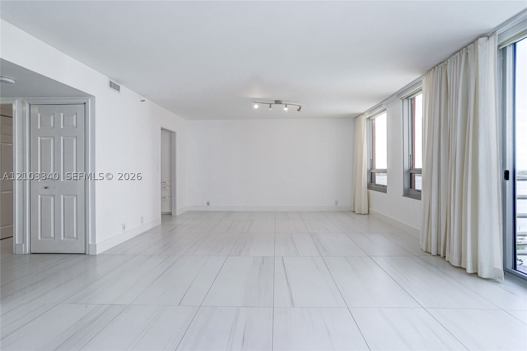 1541 Brickell Ave C1008