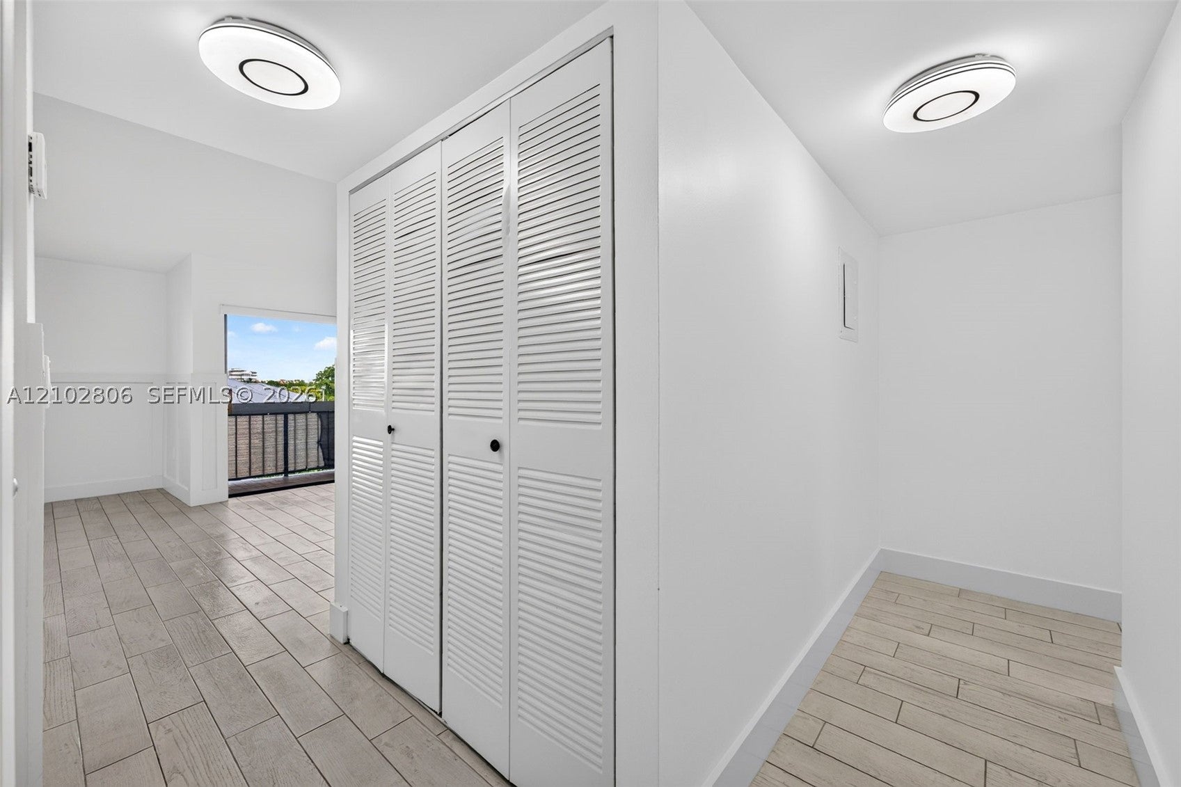 1121 SW 122nd Ave 414-2