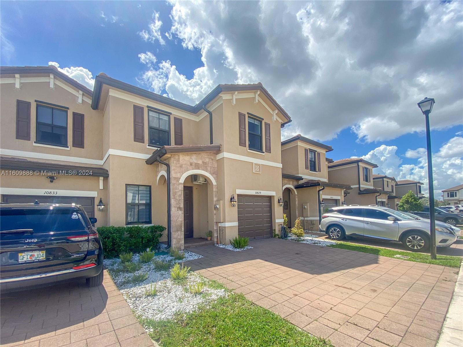 AQUABELLA NORTH REPLAT - Residential