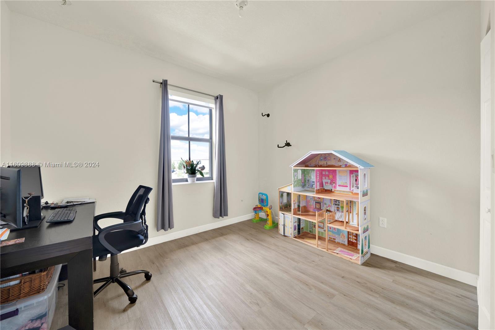 AQUABELLA NORTH REPLAT - Residential