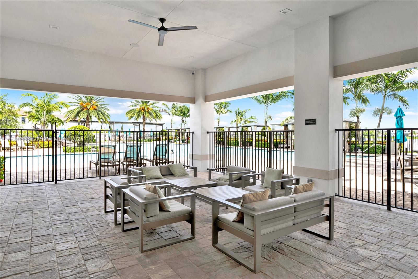 AQUABELLA NORTH REPLAT - Residential