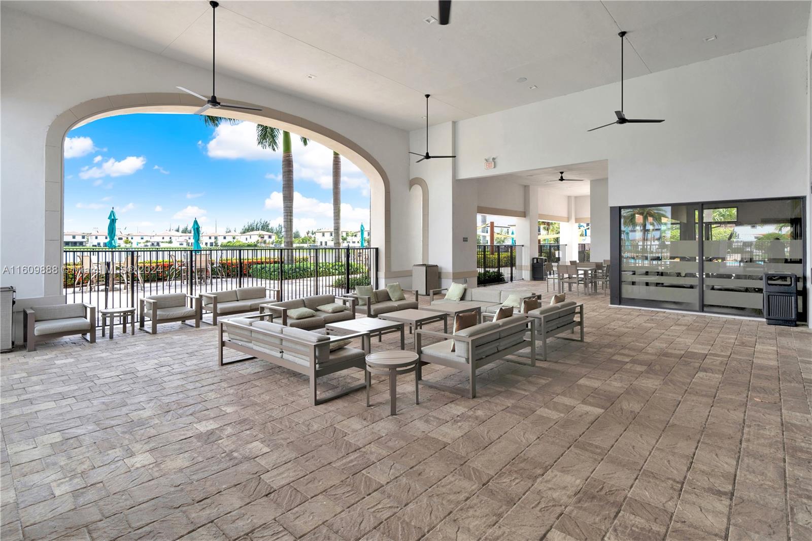 AQUABELLA NORTH REPLAT - Residential
