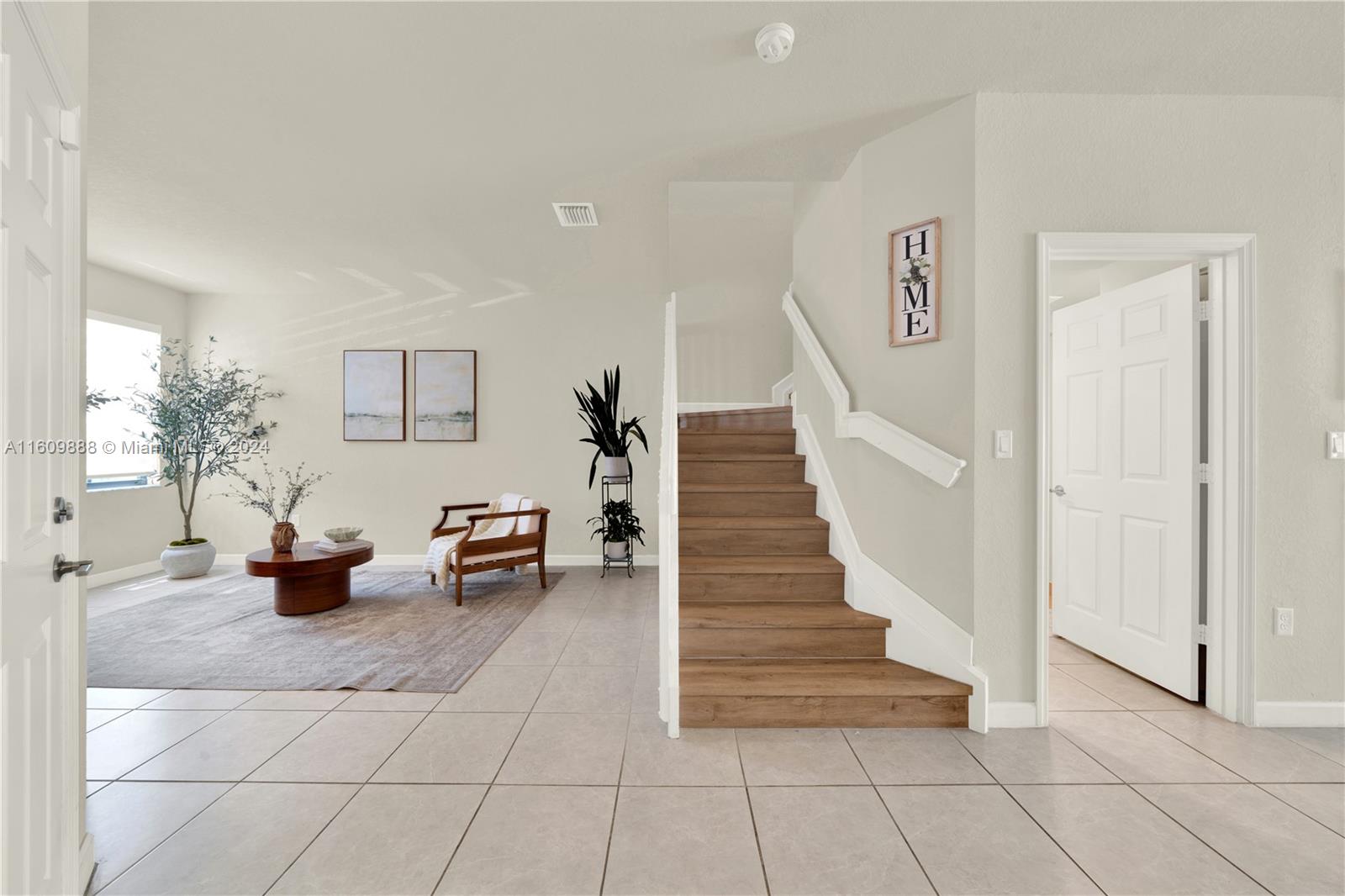 AQUABELLA NORTH REPLAT - Residential