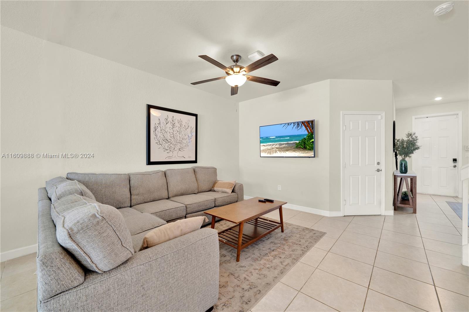 AQUABELLA NORTH REPLAT - Residential